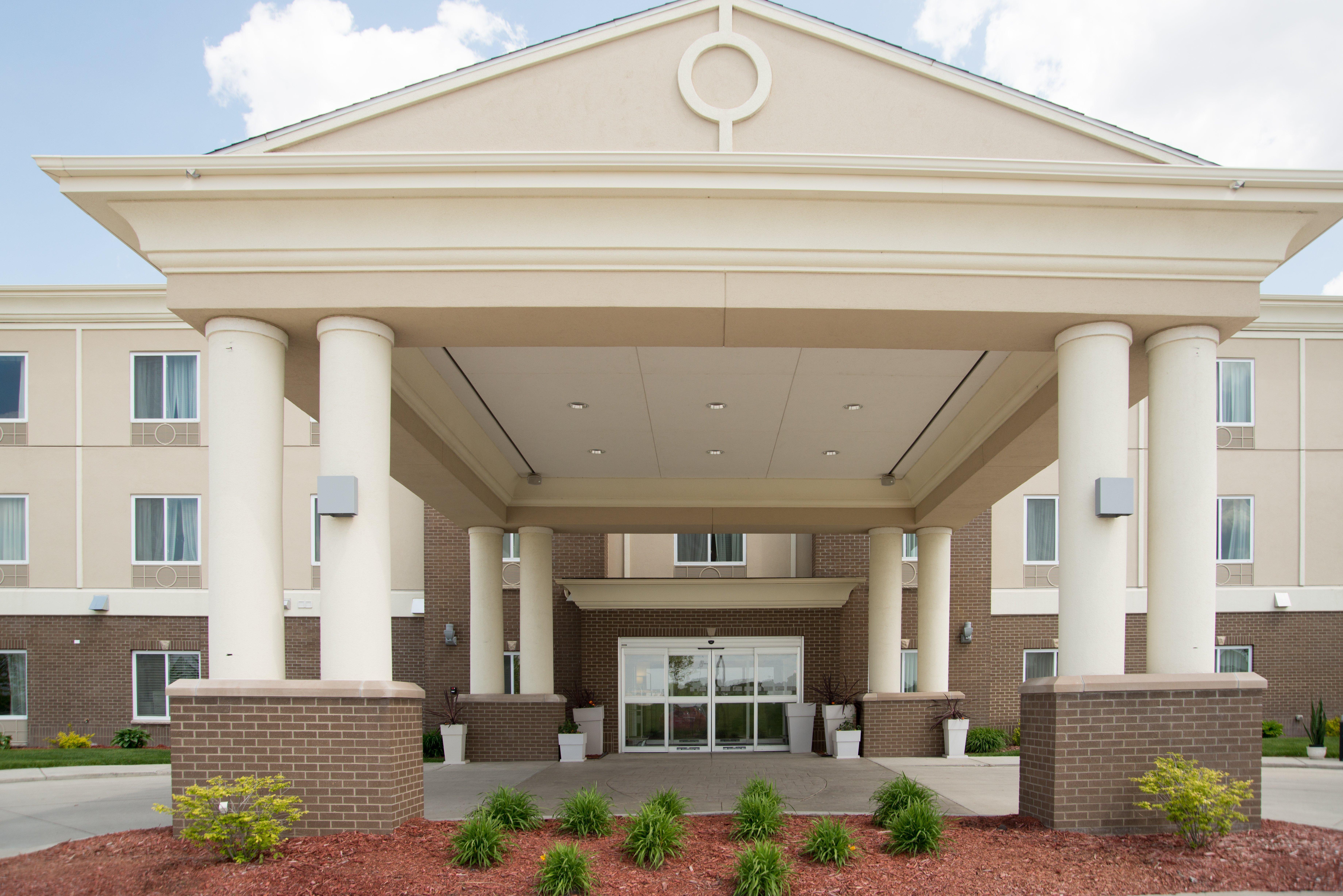 Holiday Inn Express - Albert Lea By Ihg Exterior photo