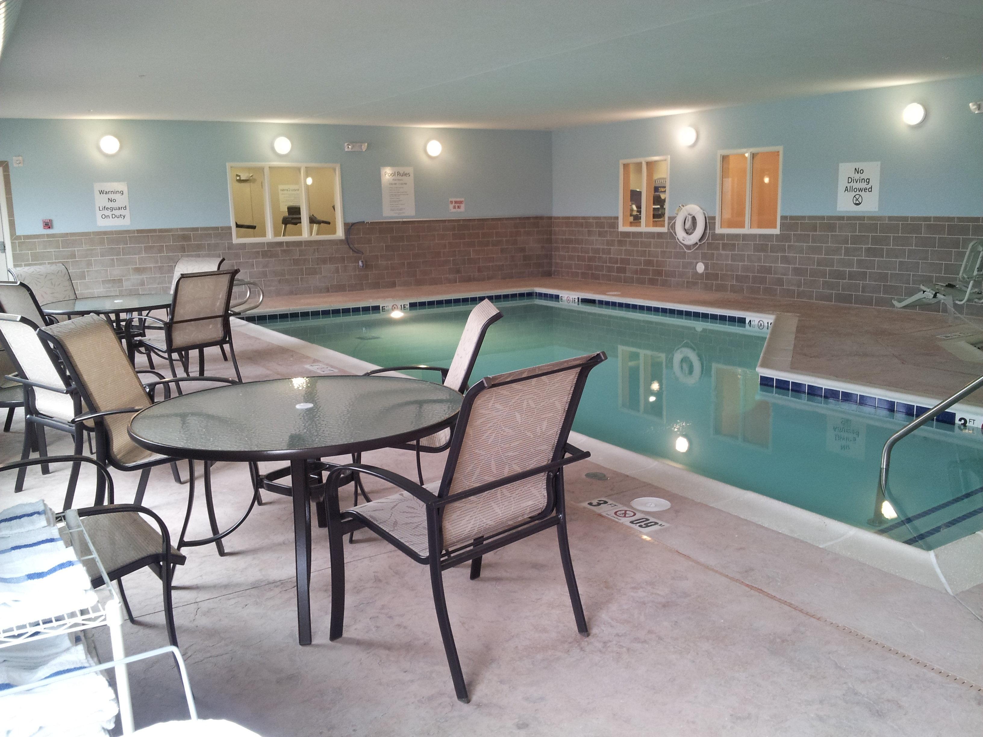Holiday Inn Express - Albert Lea By Ihg Exterior photo
