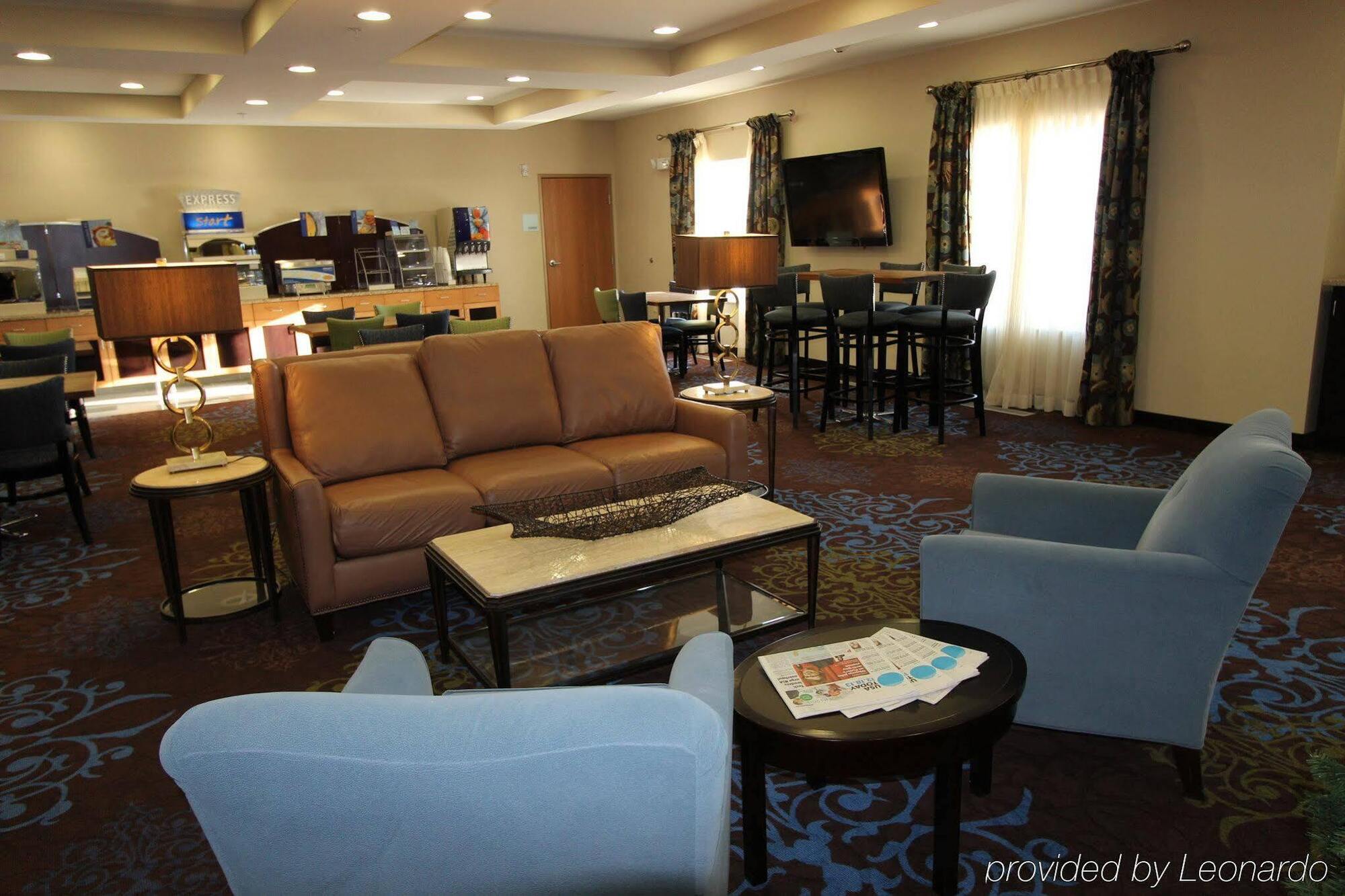 Holiday Inn Express - Albert Lea By Ihg Exterior photo